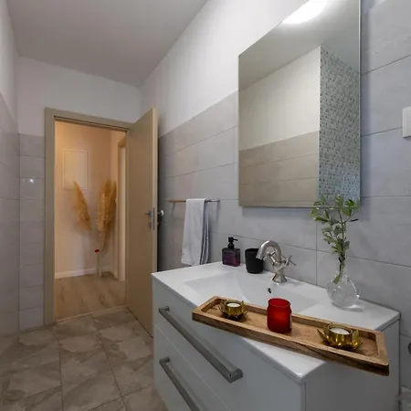 With A Parking Space Kastel Stari, - 23116 Kastela