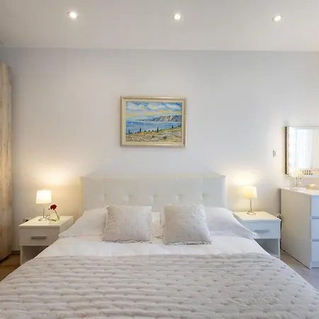 With A Parking Space Kastel Stari, - 23116 Kastela