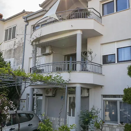 With A Parking Space Kastel Stari, - 23116 Apartment