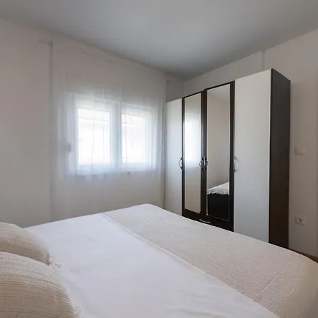 With A Parking Space Kastel Stari, - 23116 Apartment